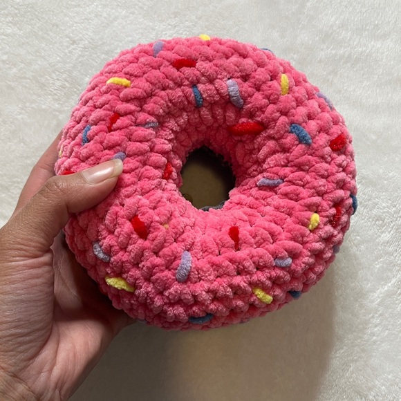Crochet handmade Plush Pink Donut rainbow sprinkles decoration - Picture 2 of 8